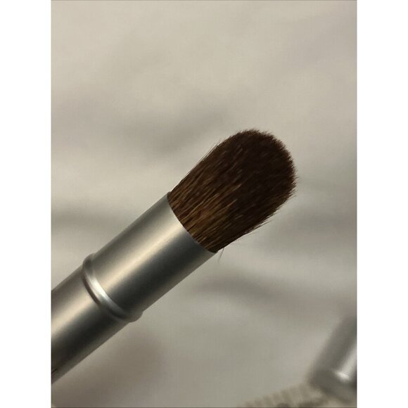 I.d Bare Escentuals bareminerals retractable Face powder blush Brush new - Picture 4 of 7